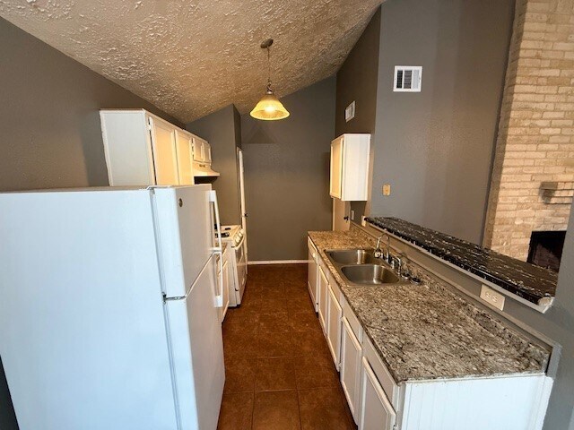 Photo - 10030 Rosbrook Dr