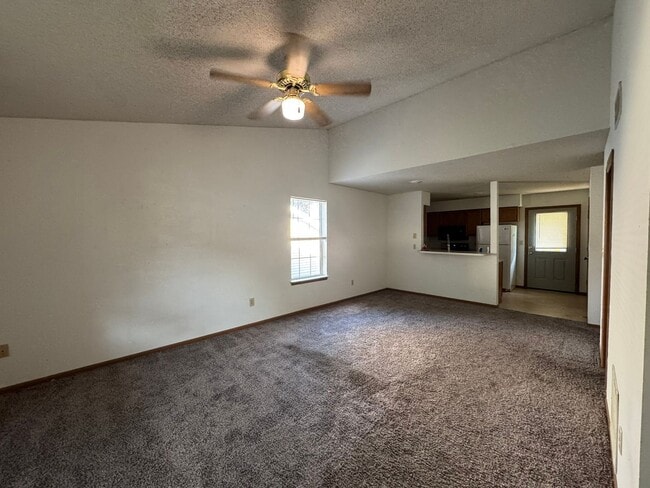 Photo - 3570-3572 Prescott Dr Unit 3570
