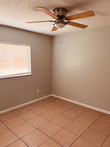 Photo - 805 Revels Ln