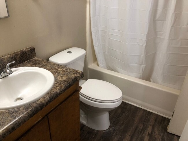 Photo - Downstairs unit off Mahan avail NOW! Unit B