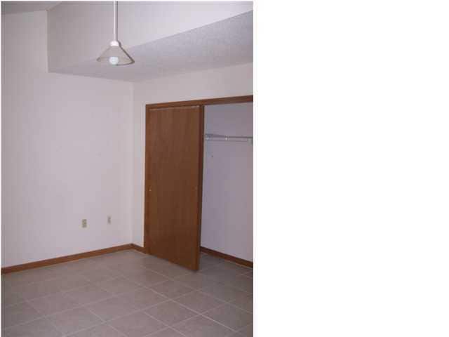 Photo - 124 Alder Ave SE