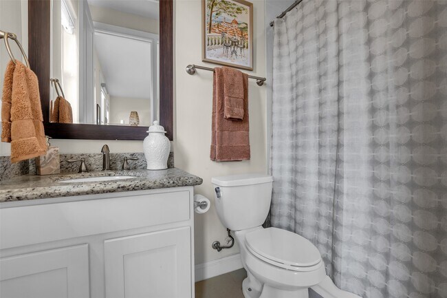 Photo - 1721 Upland Lakes