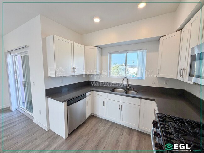 Photo - 10501 Buford Ave