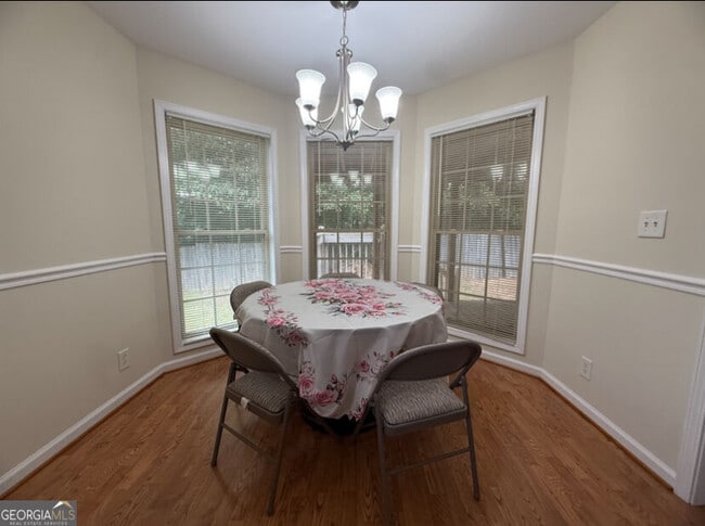 70 Golden Oaks Dr