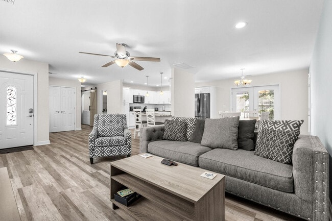 Photo - 433 Belle Dr Unit SI ID1570205P