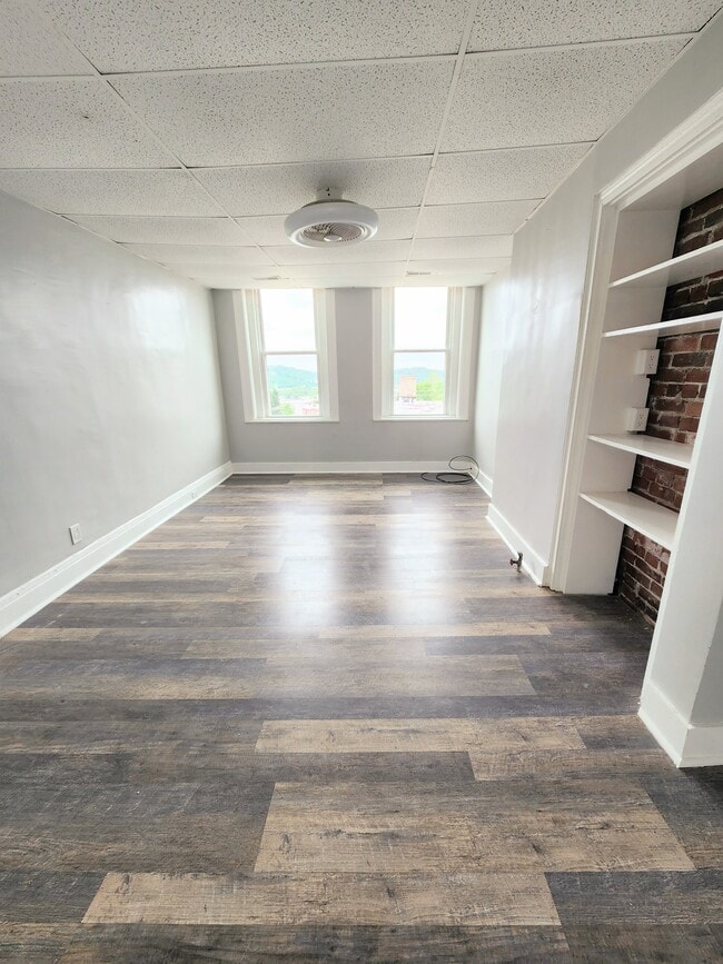 3208 Brereton St Unit 4
