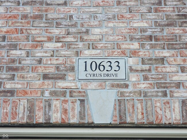 Photo - 10633 Cyrus Dr