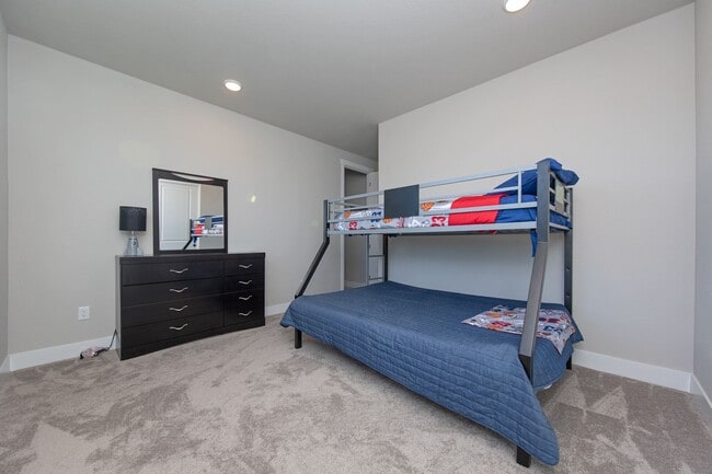 Photo - 3 Bedroom | 3 Baths | plus large loft | 20...