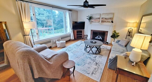 Photo - Fully Furnished 4 Bed / 1-1/2 Bath Single Family Home w/2 Car Garage