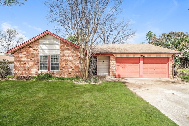 Building Photo - 1020 Fox River Ln