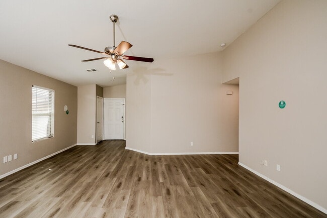 Photo - 5116 W T Ryan Ln