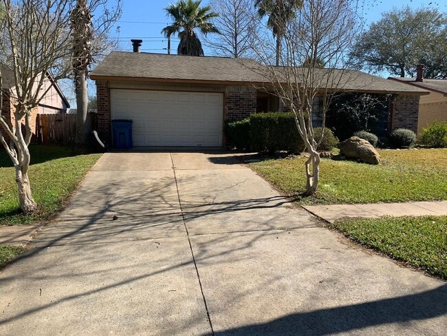 Building Photo - Perfect Size Single-Family Home in Hockley!