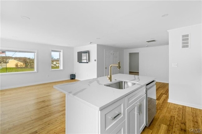 Photo - 238 Oriskany Blvd