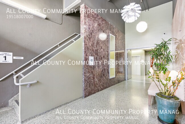 Photo - 738 Los Angeles St