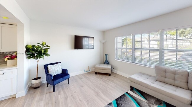 Building Photo - 1825 SW 81st Terrace Rental