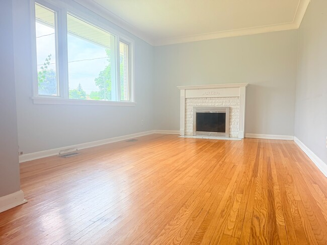 Photo - 78 Massey Crescent
