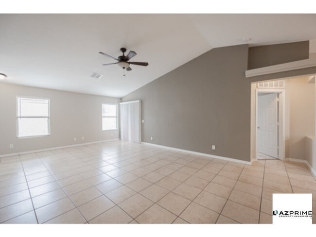 Photo - Stunning 4/2 El Mirage House - Spacious, S...