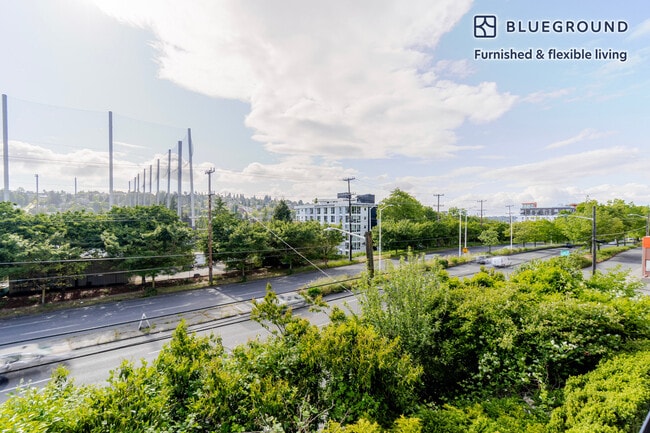 Photo - 2850 15th Ave W Unidad FL2-ID873