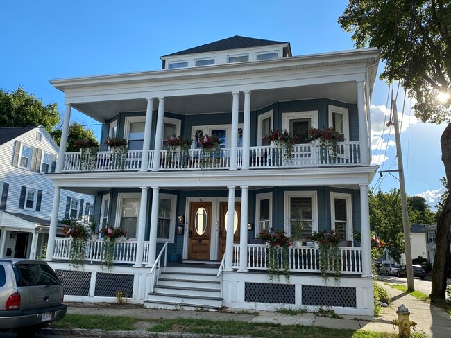 Building Photo - 40 Winthrop St Unit Winthrop retreat
