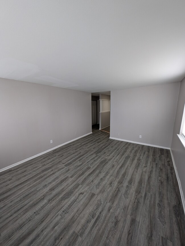 Photo - Chase Manor Apartments Unit 111