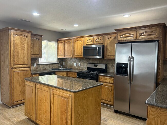 Photo - 2940 S Hills Ave