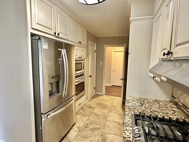 Photo - 1926 Laurelwood Dr