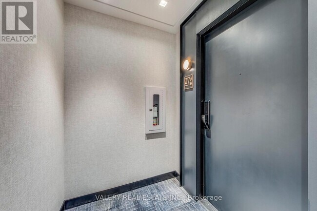 Photo - 3220 William Coltson Ave Unit 706