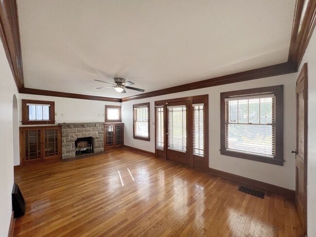 Photo - SEE IT NOW: Beautiful 3-Bedroom Bungalow i...