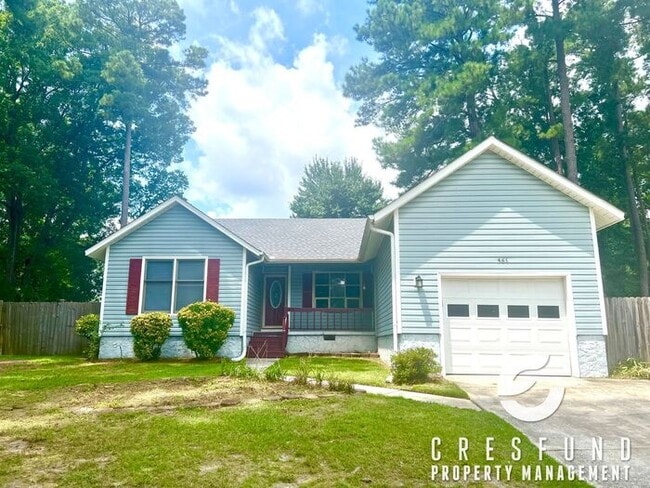 Building Photo - RECENTLY RENOVATED 3 BEDROOM - Ready for M... Rental
