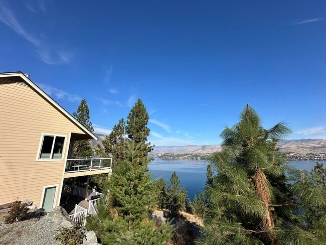 Fully Furnished Home in Chelan! Half off ... - Fully Furnished Home in Chelan!  Half off ...