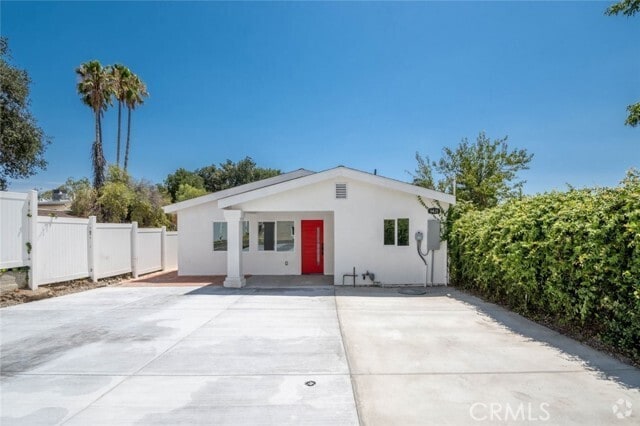 Building Photo - 6438 Day St Rental