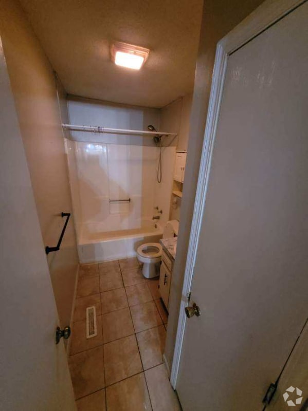 Building Photo - 123 Ferndale Dr Rental