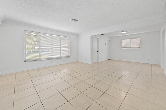 Photo - 6575 NW 3rd St