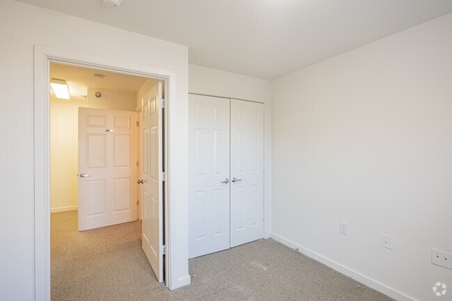 4BR, 2BA