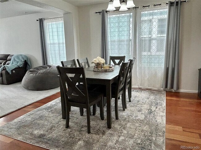 Photo - 5776 Biscay St