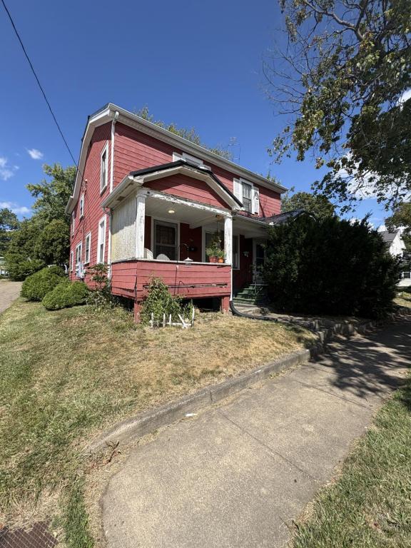 Building Photo - 744 E. Third St. Rental