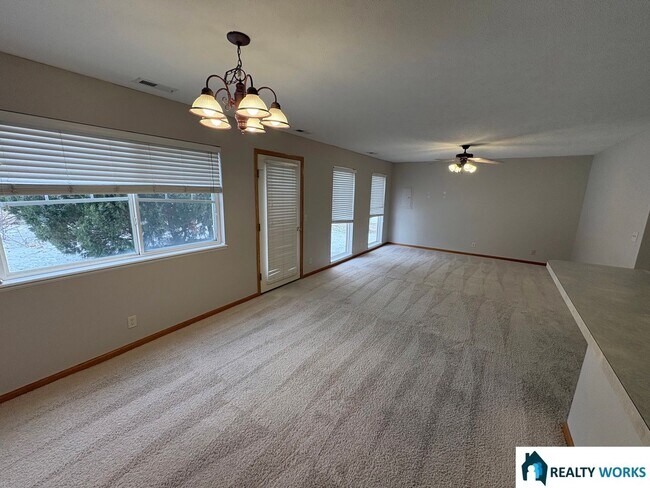 Photo - 3 bedroom townhome - SE Lincoln