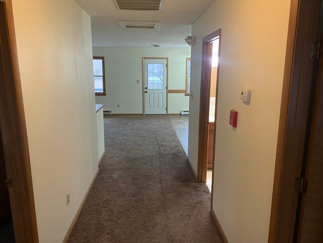 Photo - 920 Fairwinds Ct Unit A