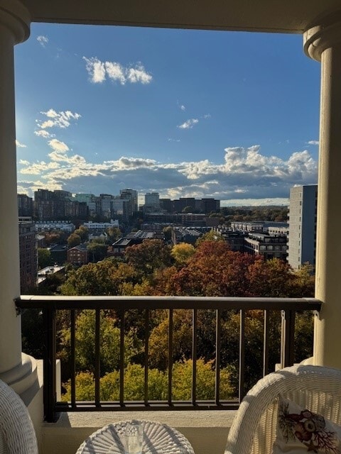 Building Photo - 1600 N Oak St Unit Belvedere #1728