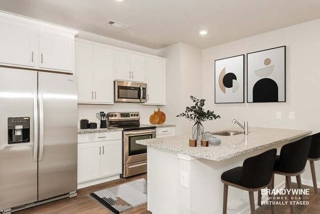 Photo - 233 Crestview Wy