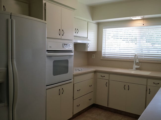 Photo - Almost 2000 SF home near Fresno State