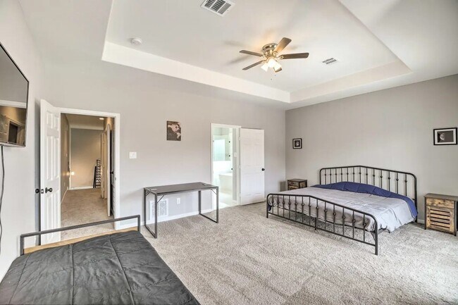 Photo - 4909 Sunflower St