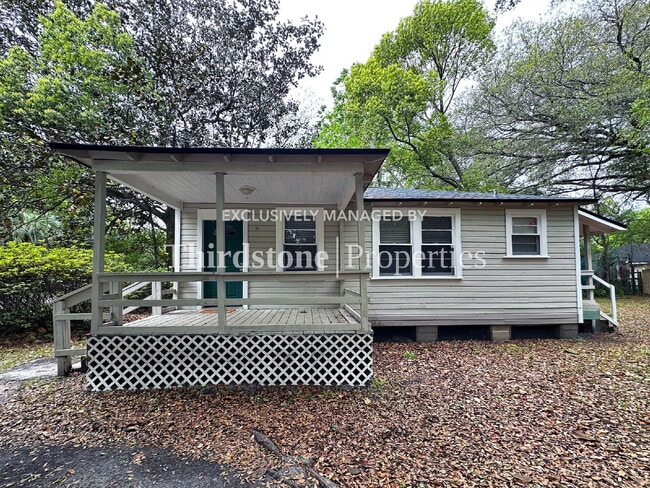 Building Photo - 2913 W 2nd St