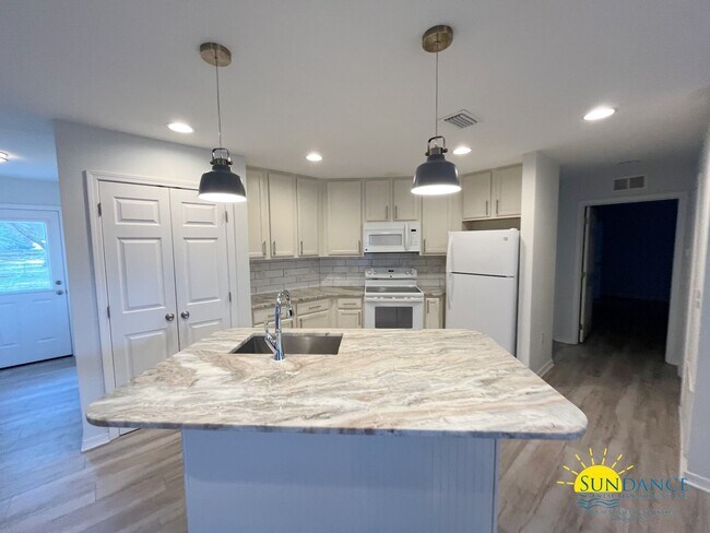 Photo - Beautiful home in the heart of Niceville!