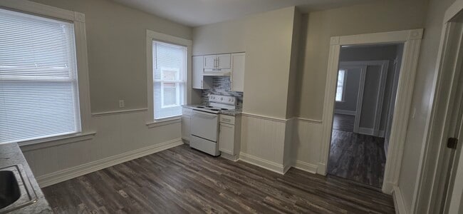 Photo - 114 Cedar Hill Ave Unit 1