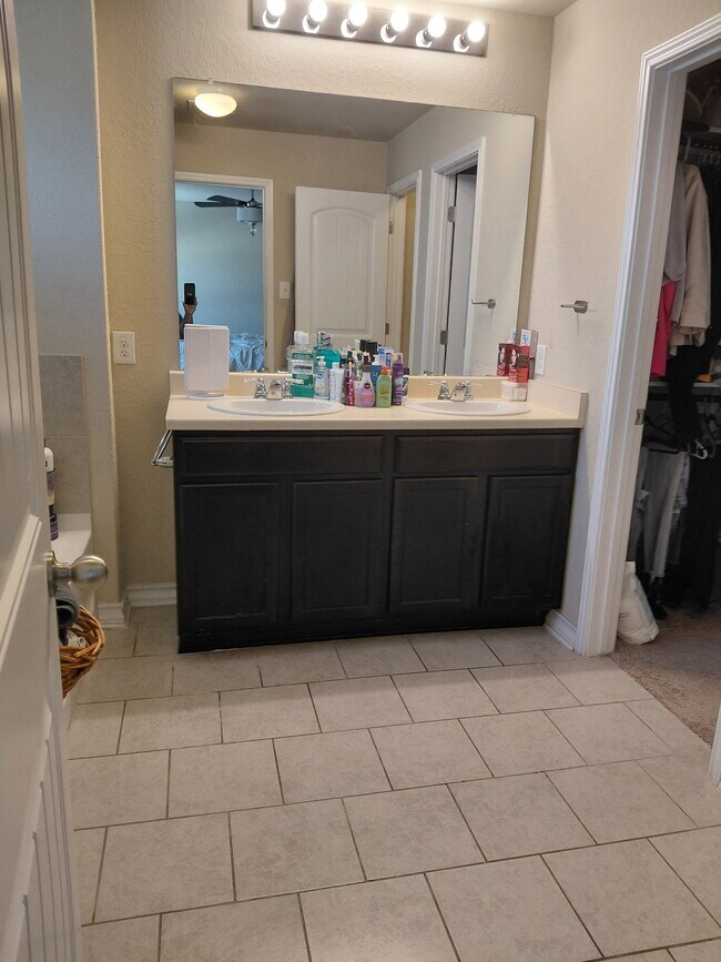 Photo - 8745 Ironwood Hill