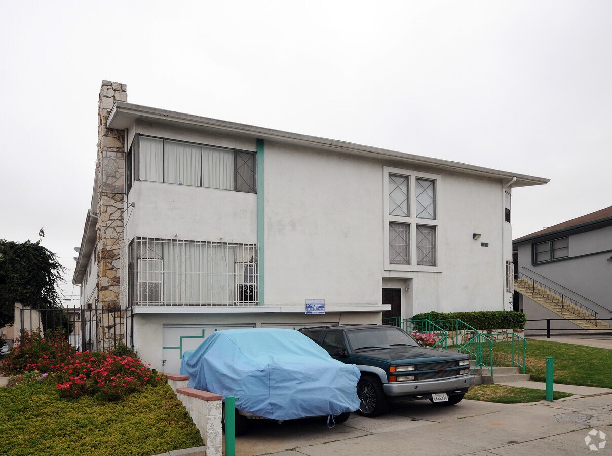 Photo - 3913 W 27th St