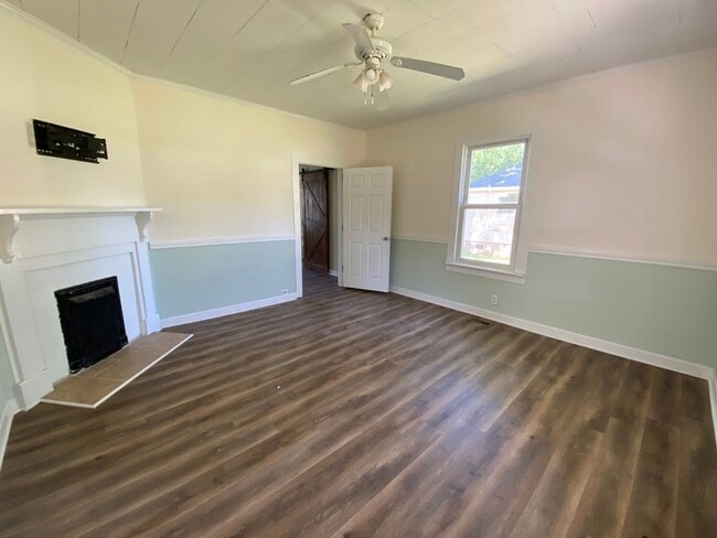 Photo - Exclusively Offered by Muse Realty, LLC