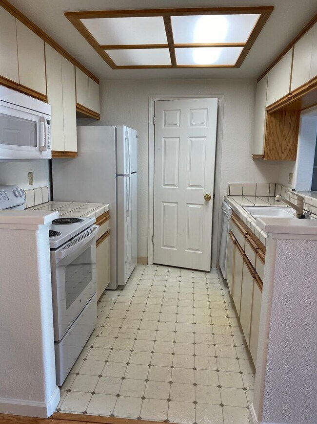 Photo - 2 bed 2 bath Condo in Park Almaden available now!
