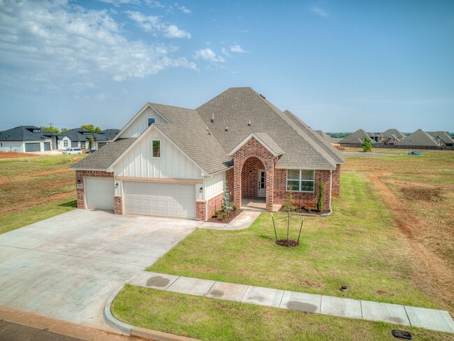 9309 NW 145th Ct